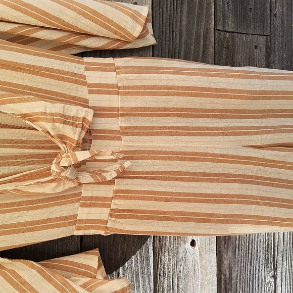 Billabong Striped Jumpsuit With Peach & Cream Stripes Size Small - Picture 5 of 12